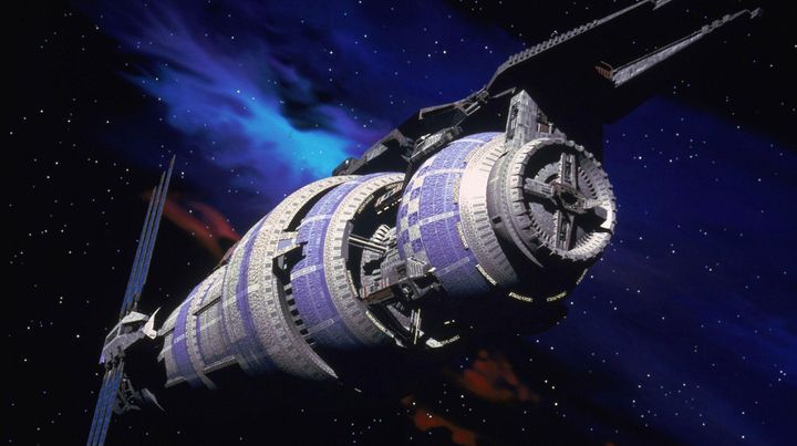 All Alone in the Night : Revisiting Babylon 5
